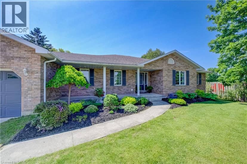 540 SLIGO Road W, Mount Forest, photo 2