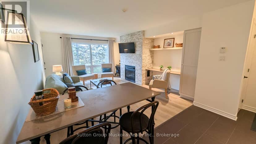52-205 Deerhurst Drive, Huntsville, photo 3