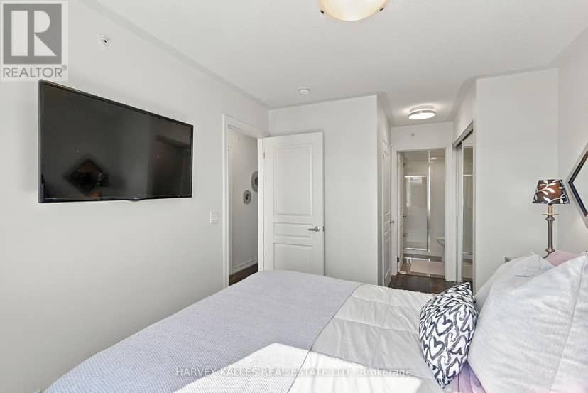 22 - 145 Long Branch Avenue — photo 27 of 40