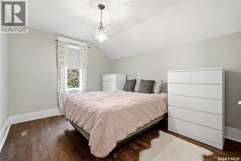 2325 Cameron Street — photo 17 of 28