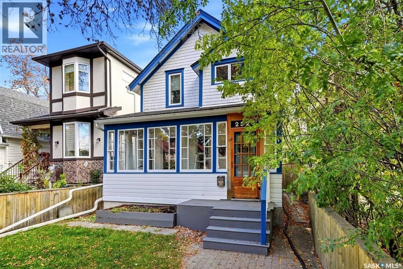 2325 Cameron Street, Regina, photo 2