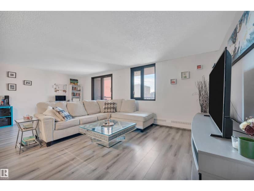 #802 10145 109 ST NW — photo 16 of 40