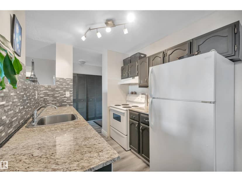 #802 10145 109 ST NW, Edmonton, photo 7