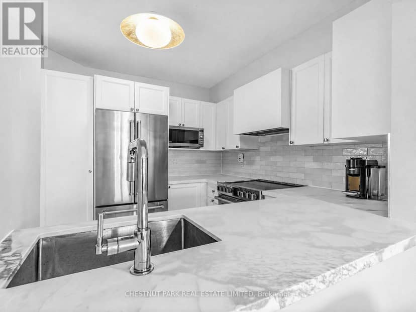505 - 1 Balmoral Avenue — photo 12 of 36