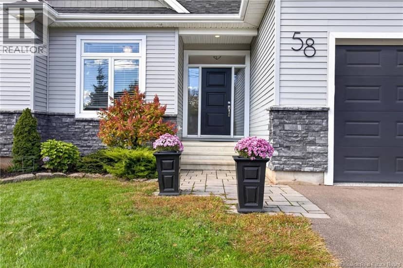 58 Valmont Crescent, Dieppe, photo 3