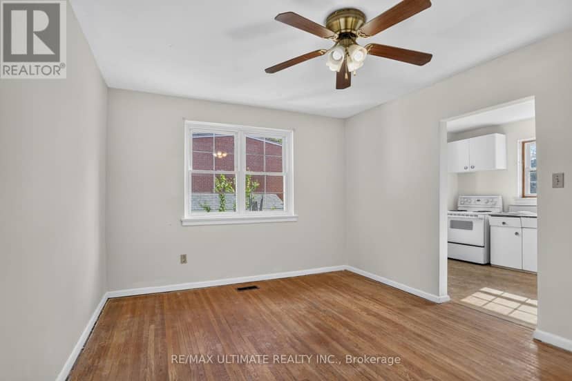 73 Chestnut Crescent — photo 9 of 38