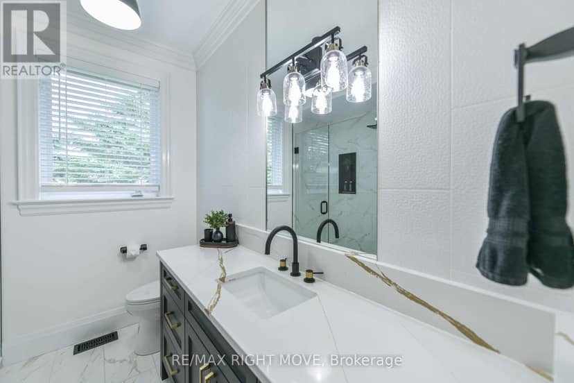 1043 Hurlwood Lane — photo 25 of 40