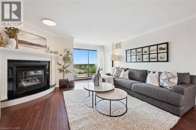 260 SHELDON Avenue N Unit# PH2 — photo 11 of 40