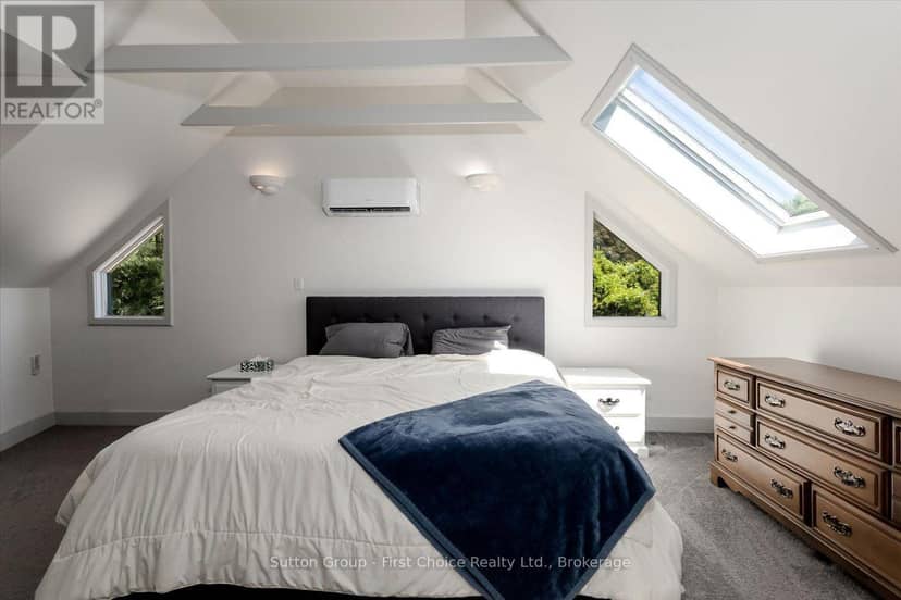 409 Mornington Street — photo 24 of 40