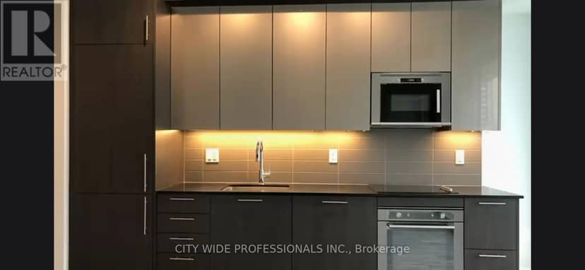 1404 - 403 Church Street — photo 2 of 25