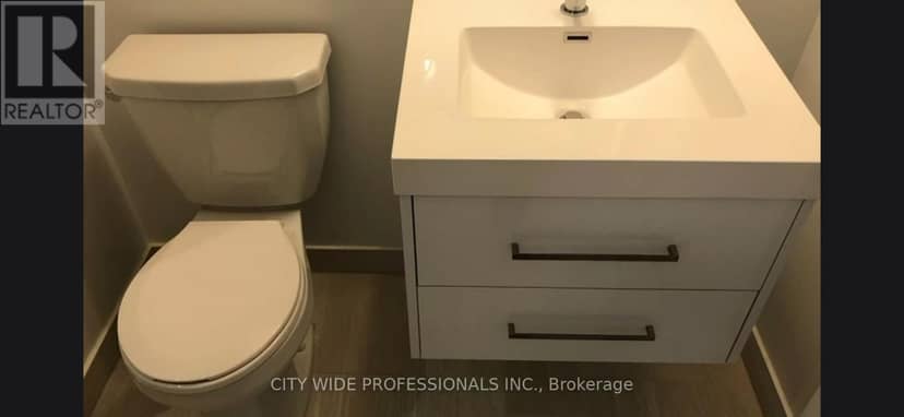 1404 - 403 Church Street — photo 9 of 25