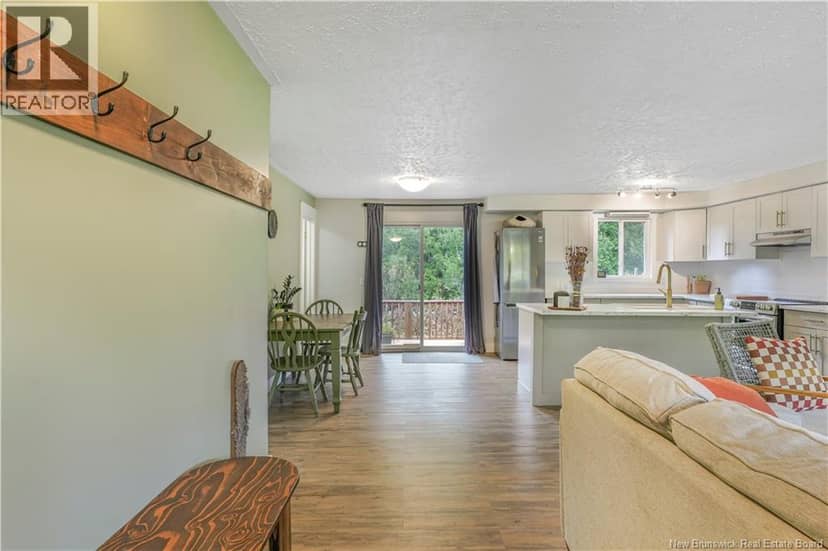 385 Charleston Road — photo 6 of 33