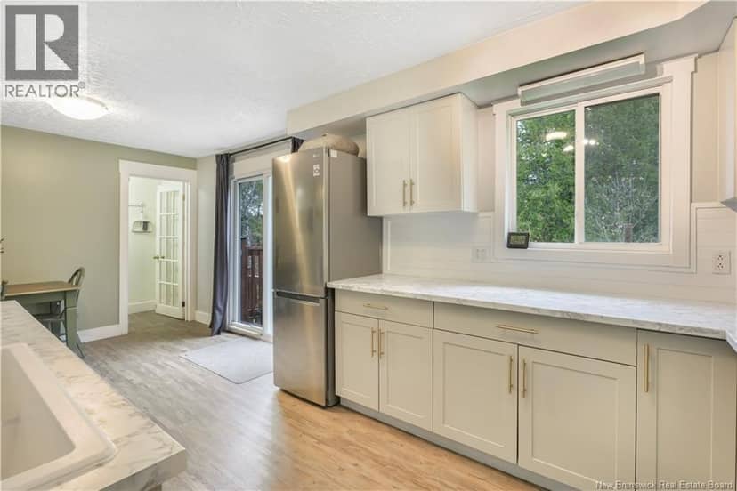 385 Charleston Road — photo 14 of 33