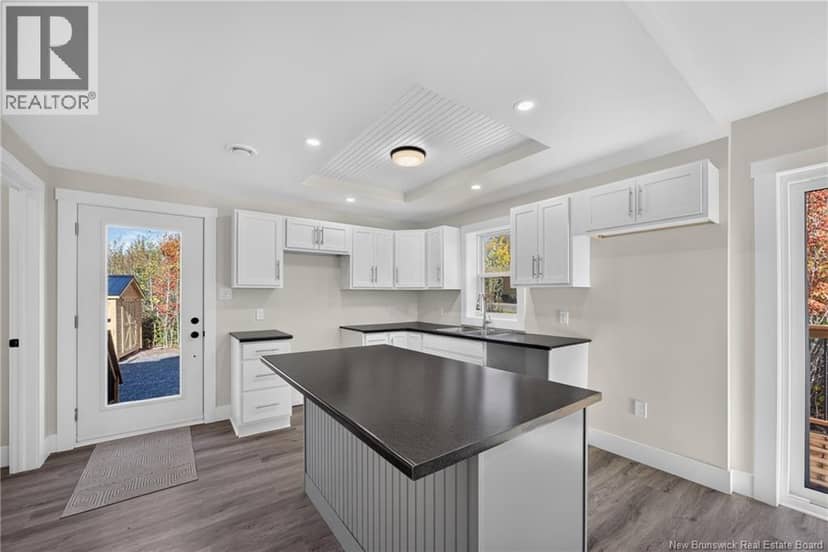100 Webb Road — photo 10 of 28