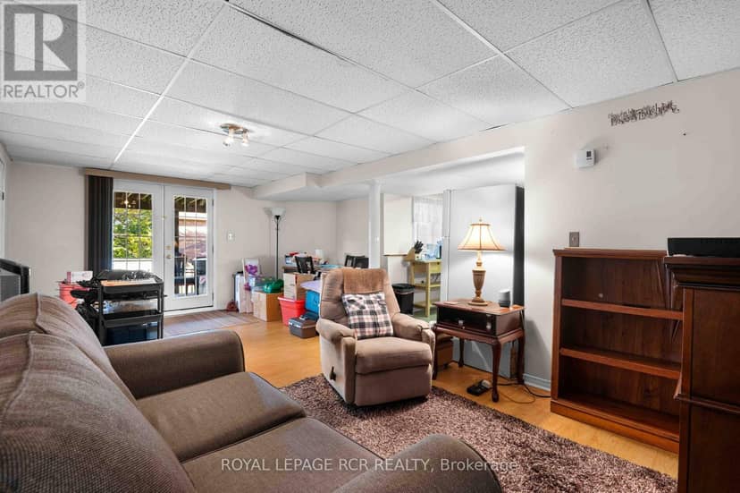 220 Edenwood Crescent — photo 40 of 40