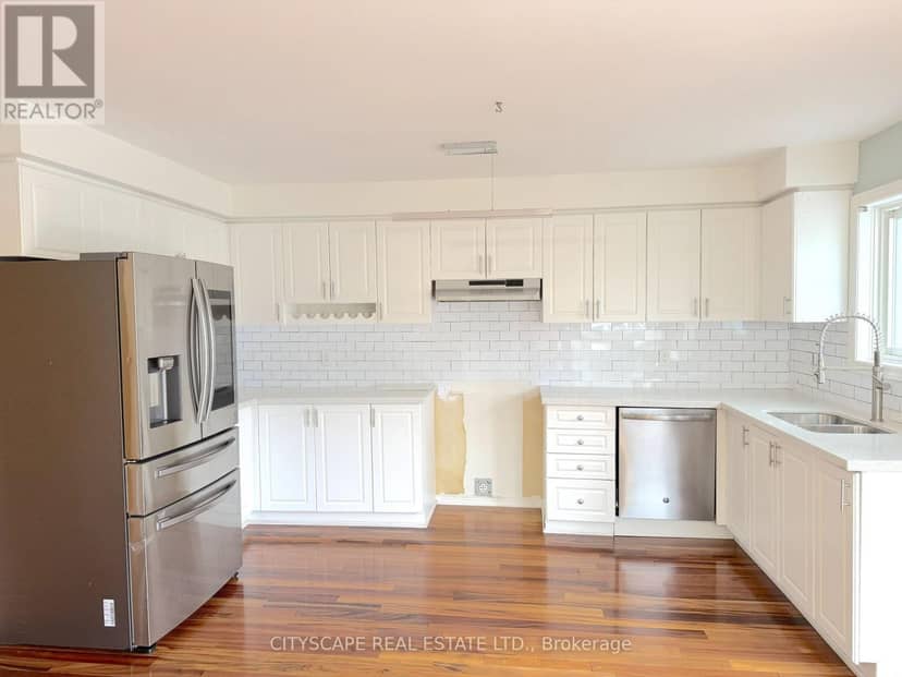 8 Safari Court — photo 11 of 40