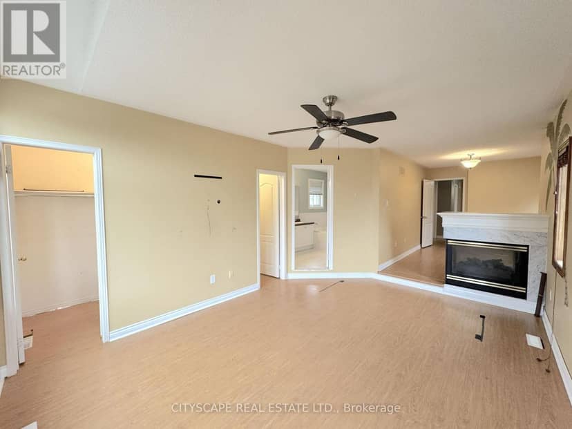 8 Safari Court — photo 22 of 40