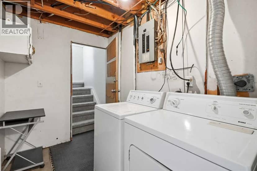 2333 16 Street SE — photo 27 of 40