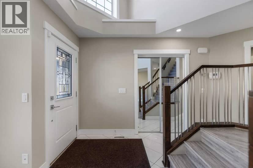 23 Anaheim Circle NE, Calgary, photo 7