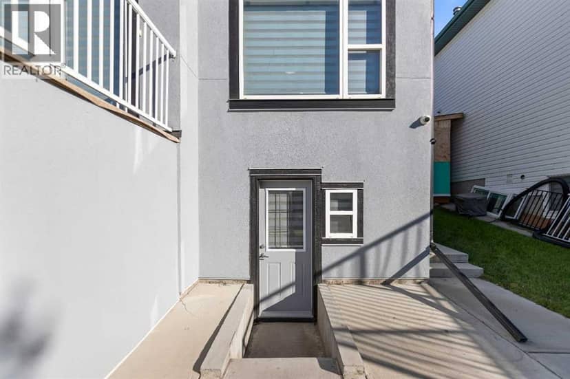 23 Anaheim Circle NE, Calgary, photo 4