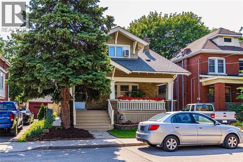 121 EASTBOURNE Avenue — photo 2 of 40