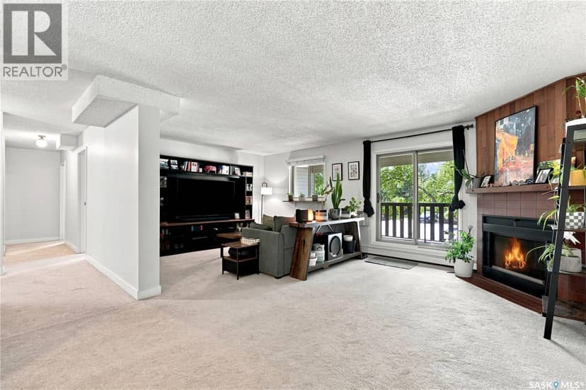219 122 Edinburgh PLACE — photo 19 of 37