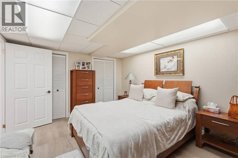 12 CHEVAL Drive — photo 35 of 40