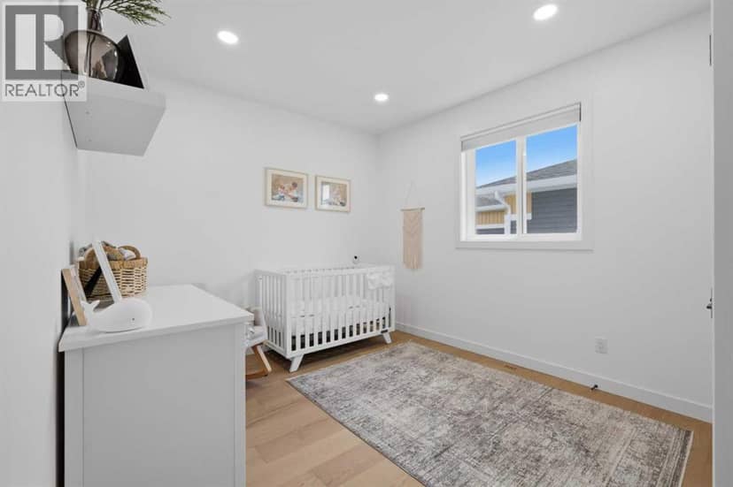 6 Mitchell Crescent — photo 23 of 37