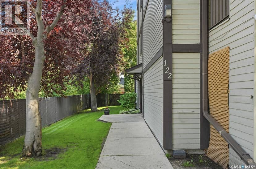 219 122 Edinburgh PLACE — photo 31 of 37