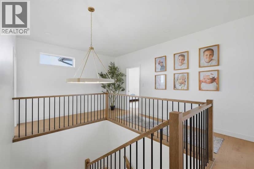 6 Mitchell Crescent — photo 17 of 37
