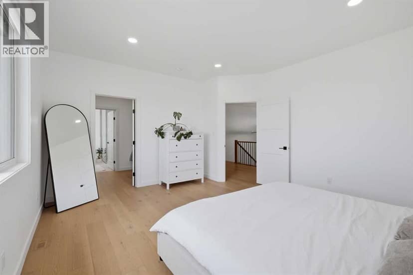 6 Mitchell Crescent — photo 20 of 37