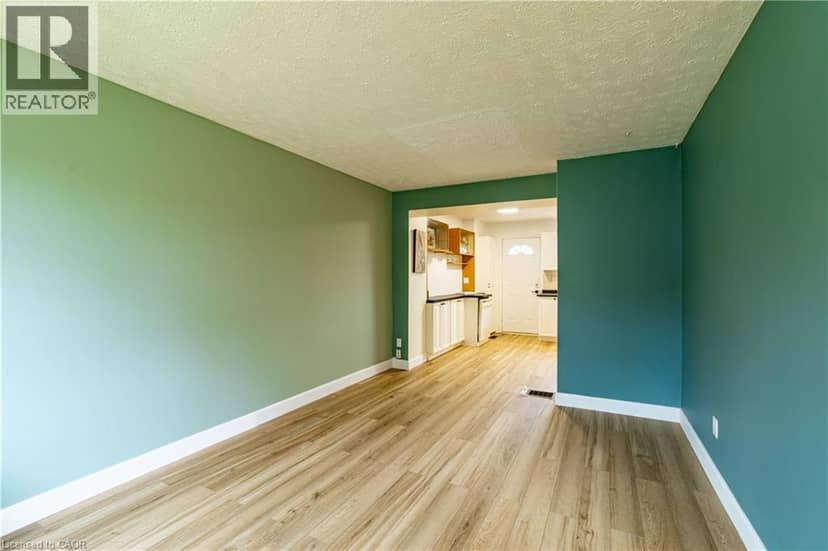 227 FERGUS Avenue — photo 11 of 30