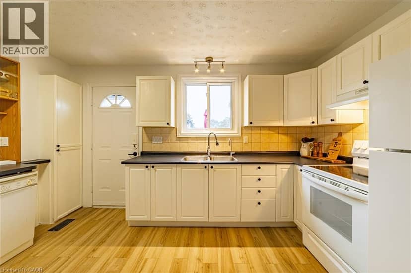 227 FERGUS Avenue, Kitchener, photo 7