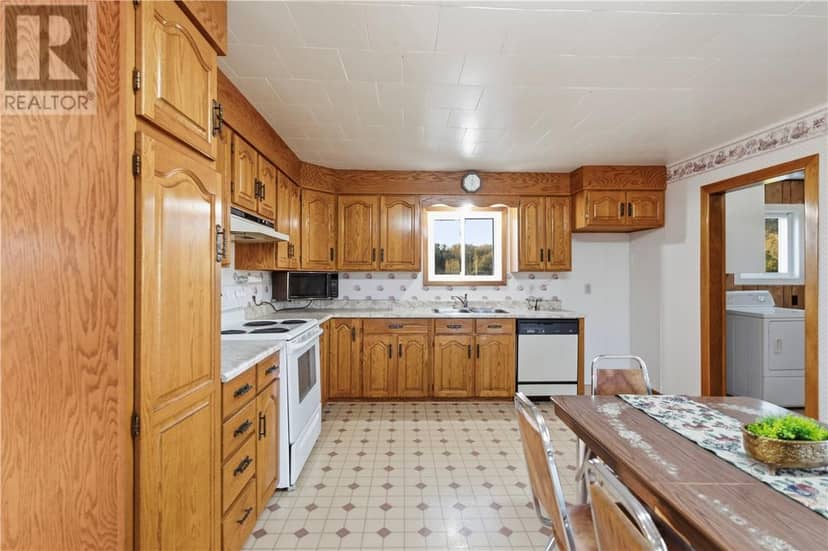 184 Leduc Road, Field, photo 7