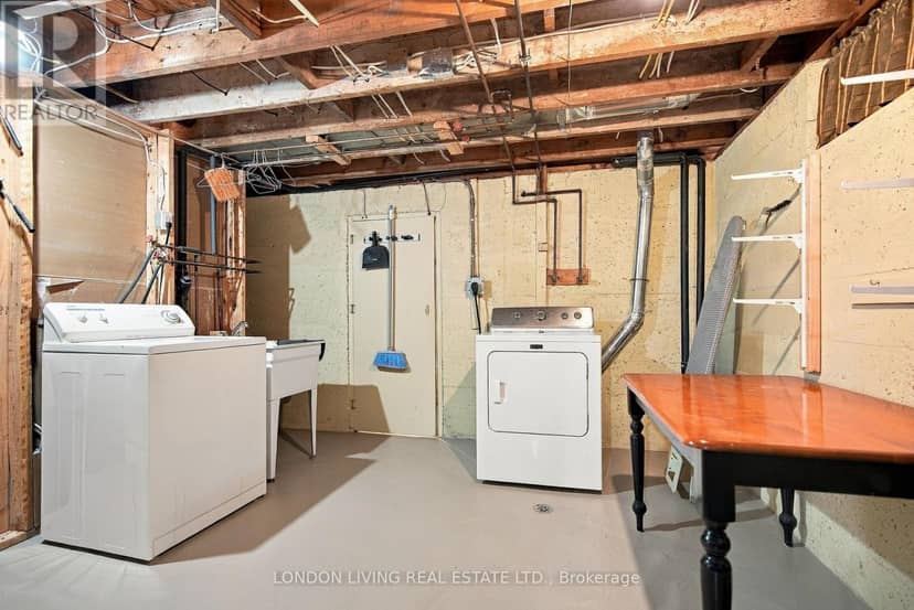 69 Logan Avenue — photo 37 of 40
