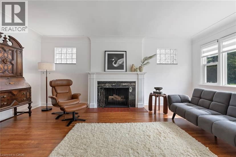 25 MCCALL Street — photo 3 of 29