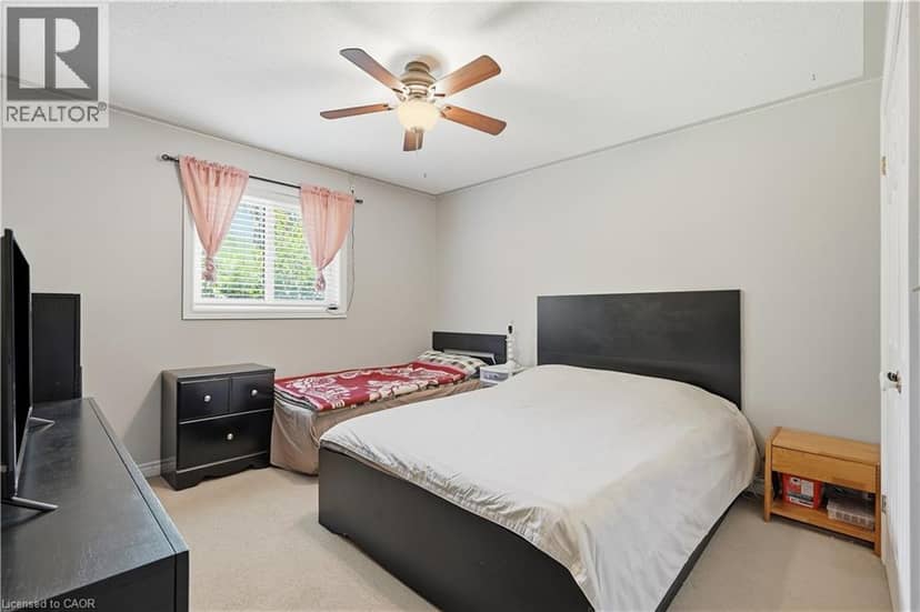 78 MONTGOMERY Road — photo 10 of 21
