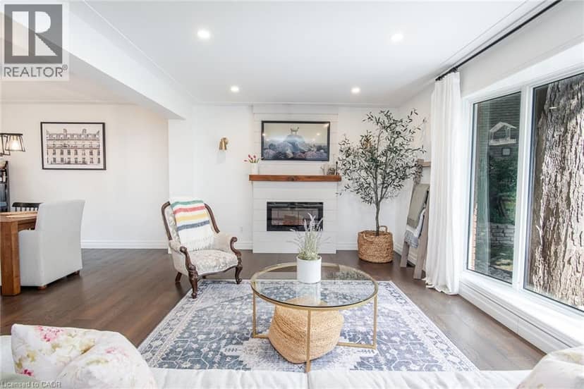 51 MURRAYHILL Court — photo 13 of 40