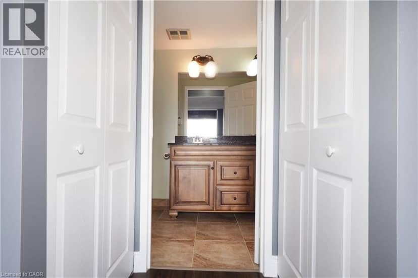 55 BLUE SPRINGS Drive Unit# PH12 — photo 27 of 40