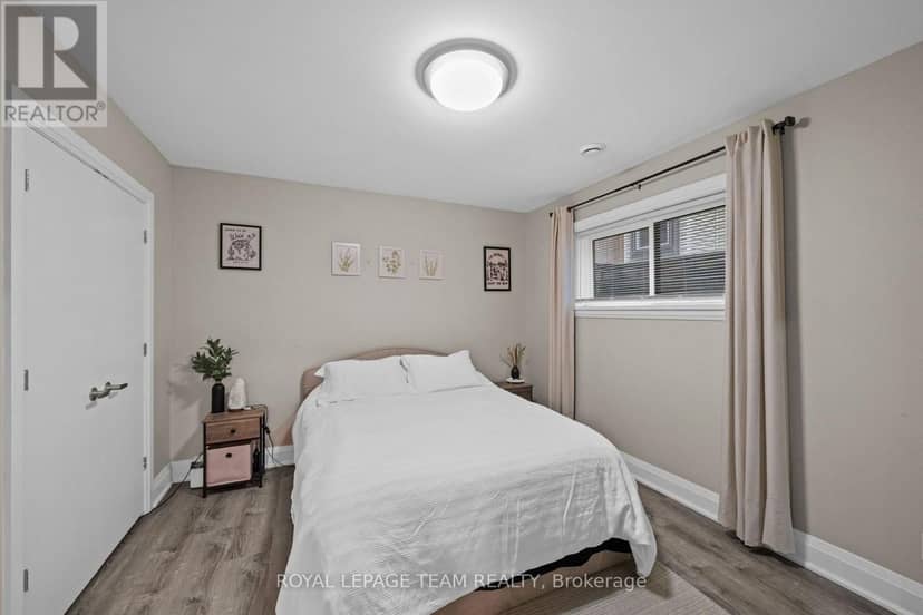 77 Juanita Avenue — photo 37 of 40