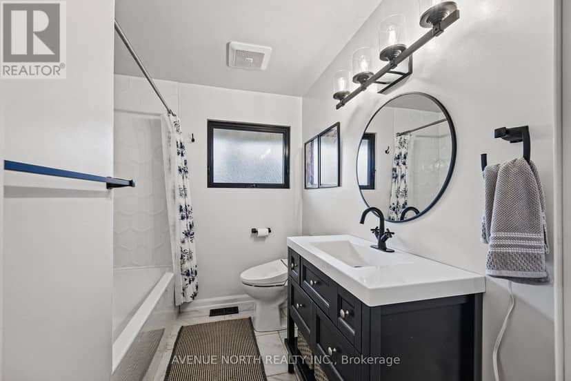 1174 Maybank Street — photo 29 of 40