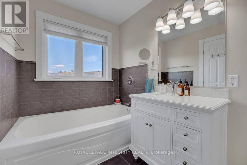 163 Bonnyley Crescent — photo 27 of 40