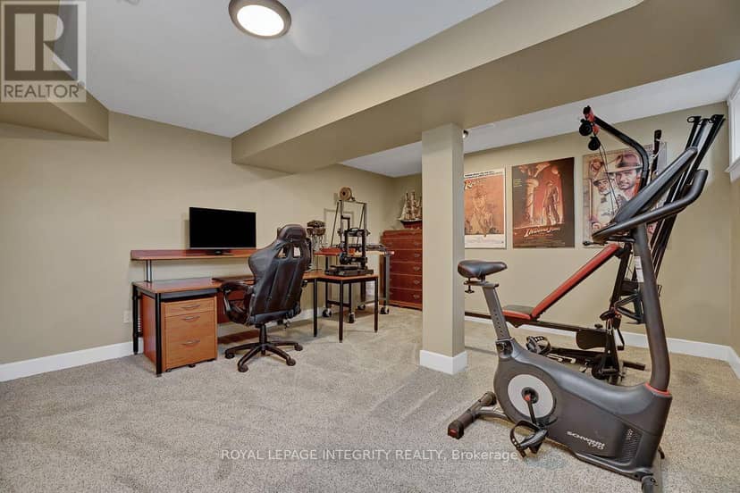 163 Bonnyley Crescent — photo 36 of 40