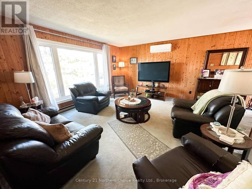 98 Detta Road — photo 8 of 24