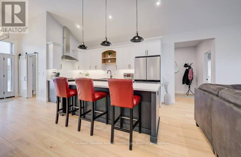 8 Mel Street — photo 15 of 40