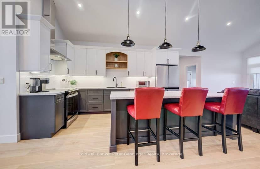 8 Mel Street — photo 13 of 40