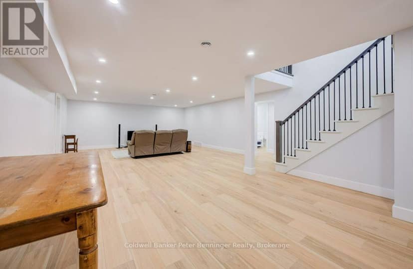 8 Mel Street — photo 36 of 40