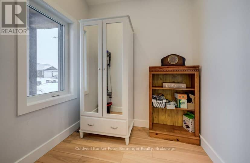 8 Mel Street — photo 7 of 40