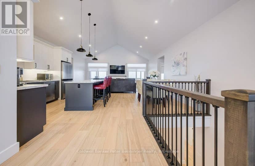 8 Mel Street — photo 8 of 40