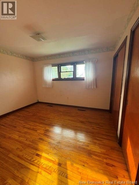 44 Fallsview Avenue — photo 23 of 36